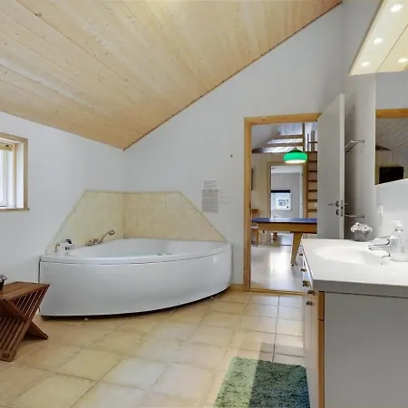 Holiday home Enid - 700m From The Sea In Lolland- Falster And Mon By Interhome